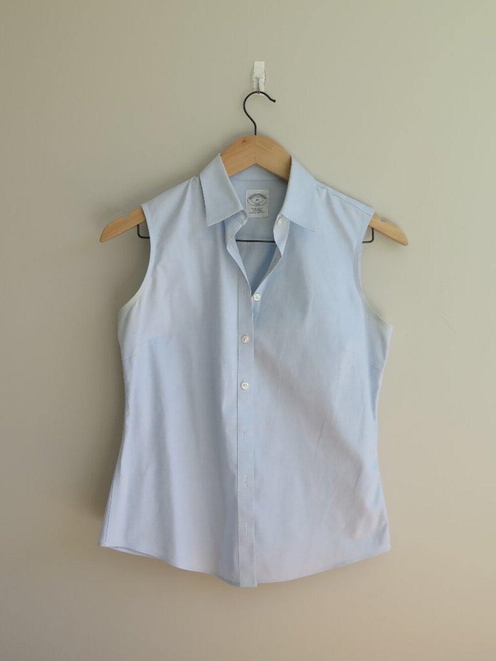 Brooks Brothers Sleeveless Blue Cotton Button-Up Shirt Petite 2P